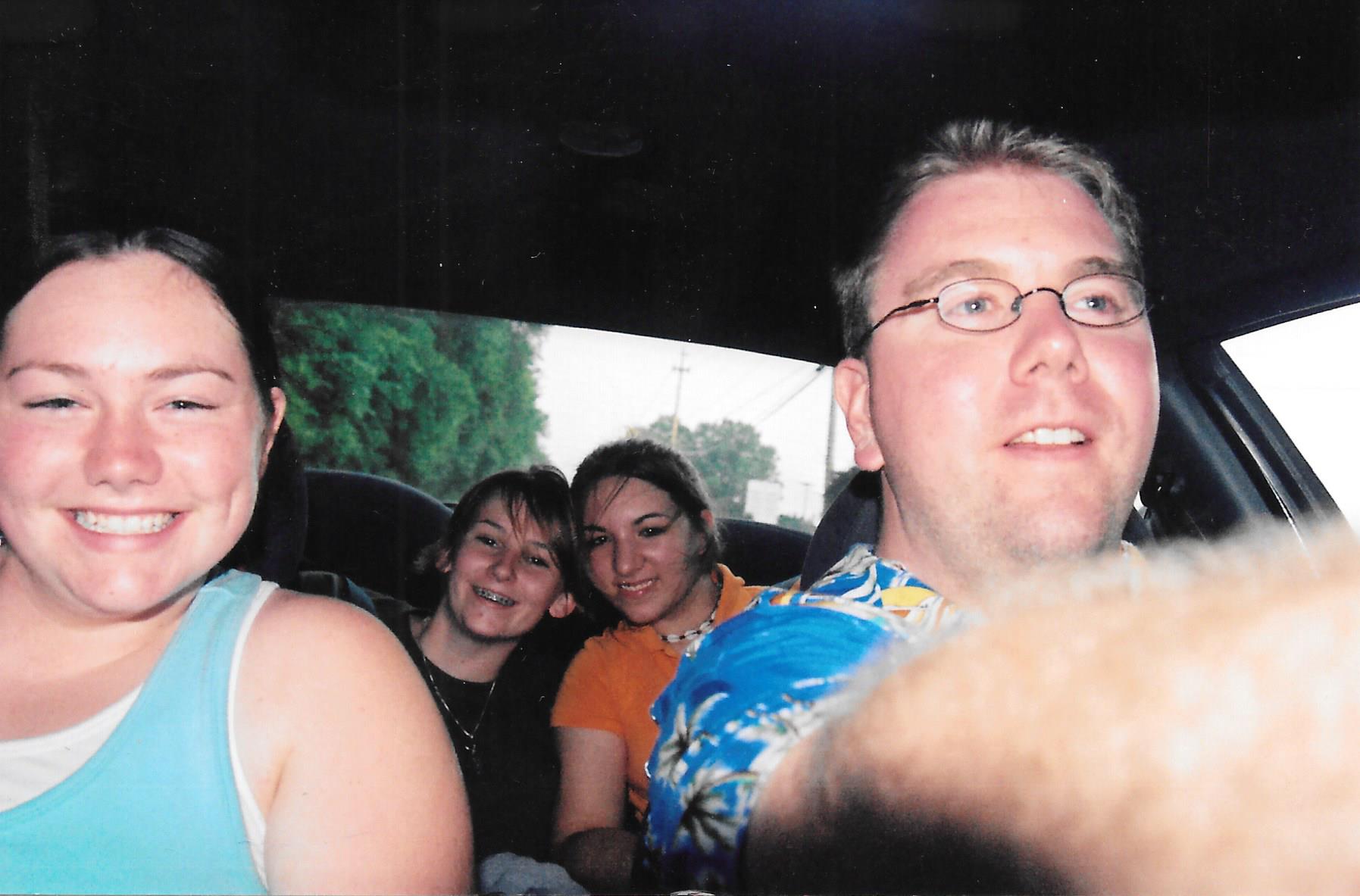 Photo - Hout, Mary; Heaney, Carollynn; Hout, Amanda; Hout, Matt.jpg